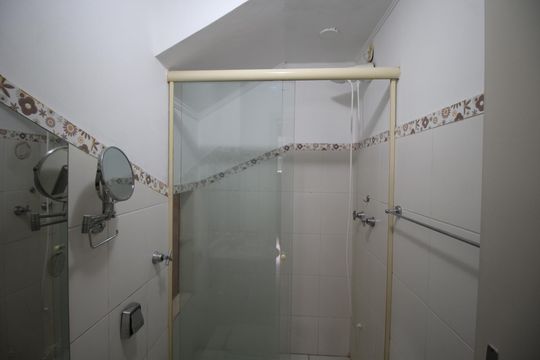 Apartamento à venda com 3 quartos, 215m² em Passo D’areia, Porto Alegre