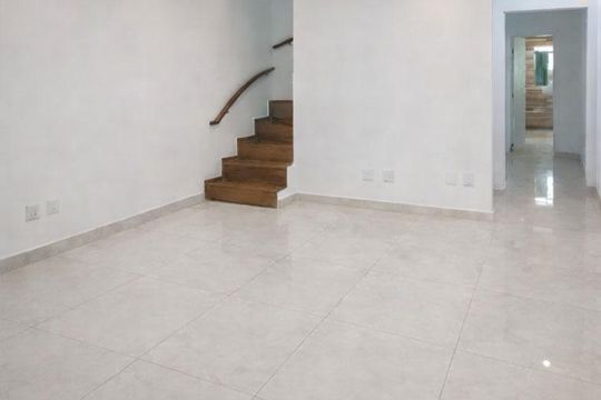 Casa à venda com 3 quartos, 175m² em Vila Aricanduva, São Paulo