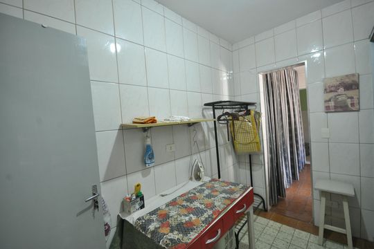 Quarto de Serviço de casa à venda com 3 quartos, 242m² em Vila Ede, São Paulo