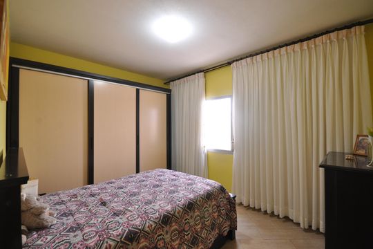 Quarto Suíte de casa à venda com 3 quartos, 242m² em Vila Ede, São Paulo