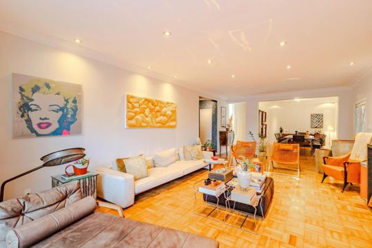 Casa para alugar com 4 quartos, 384m² em Jardim Paulista, São Paulo