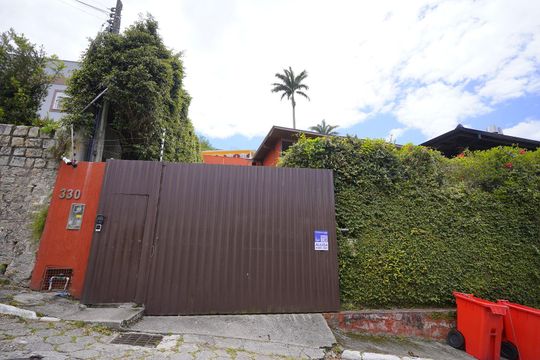 Fachada de kitnet/studio para alugar com 1 quarto, 30m² em Santo Antonio de Lisboa, Florianópolis