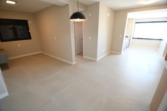 Sala de apartamento à venda com 2 quartos, 105m² em Jardim Planalto, Campinas