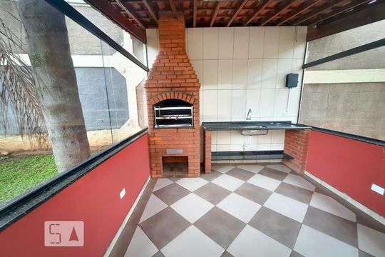 Churrasqueira de apartamento para alugar com 3 quartos, 55m² em Jardim Santa Teresinha, São Paulo