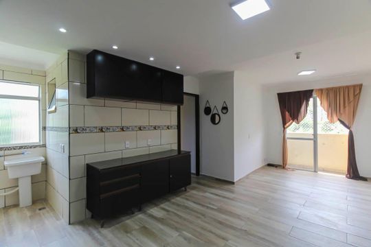 Sala/Cozinha de apartamento para alugar com 3 quartos, 55m² em Jardim Santa Teresinha, São Paulo