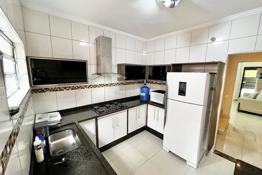 Cozinha de casa à venda com 2 quartos, 128m² em Carandiru, São Paulo