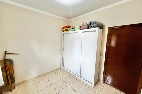 Quarto 1 de casa à venda com 2 quartos, 128m² em Carandiru, São Paulo