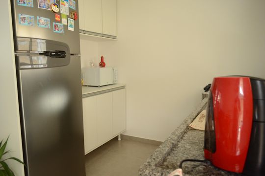 Cozinha de casa de condomínio para alugar com 2 quartos, 70m² em Chácara Faggion, Suzano