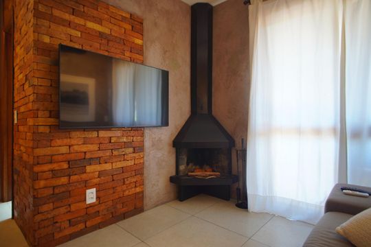 Sala de kitnet/studio para alugar com 1 quarto, 45m² em Independência, Porto Alegre