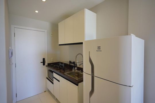 Cozinha de kitnet/studio para alugar com 1 quarto, 26m² em Santo Antonio de Lisboa, Florianópolis