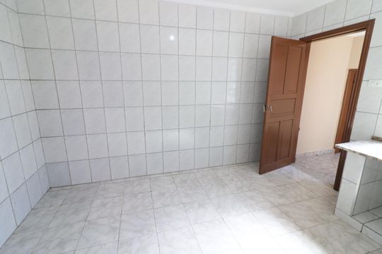 Cozinha 2 de casa à venda com 3 quartos, 245m² em Centro, Osasco
