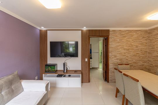 Sala de casa de condomínio à venda com 3 quartos, 74m² em Jardim Danfer, São Paulo