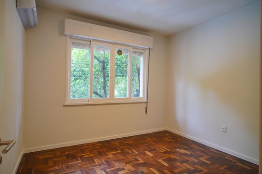QUARTO 2 de apartamento à venda com 3 quartos, 127m² em Santana, Porto Alegre