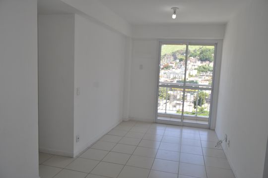 Apartamento à venda com 2 quartos, 55m² em Sampaio, Rio de Janeiro