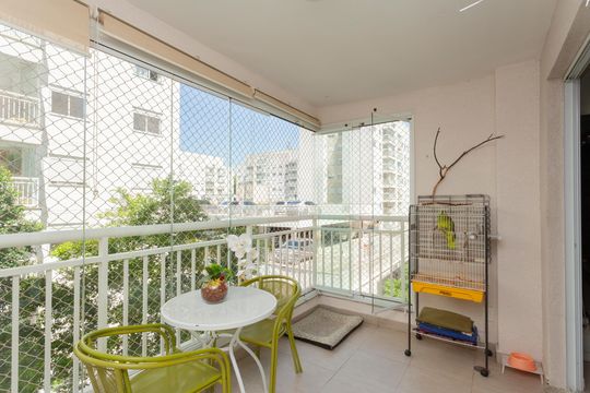 Varanda de apartamento à venda com 3 quartos, 81m² em Vila Isa, São Paulo