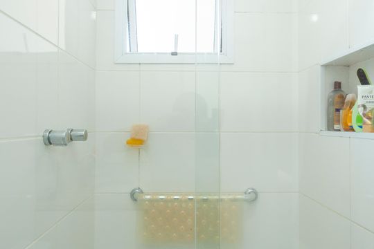 Banheiro da Suíte de apartamento à venda com 3 quartos, 81m² em Vila Isa, São Paulo