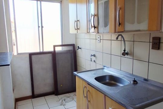 Cozinha de apartamento para alugar com 2 quartos, 47m² em Scharlau, São Leopoldo