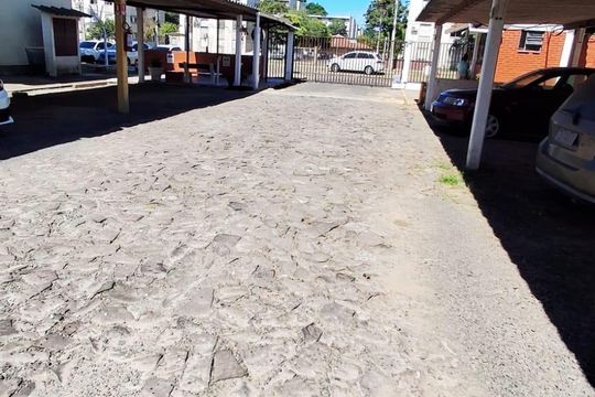 Garagem de apartamento para alugar com 2 quartos, 47m² em Scharlau, São Leopoldo