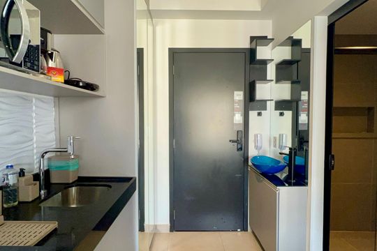 Cozinha de kitnet/studio para alugar com 1 quarto, 20m² em Pinheiros, São Paulo