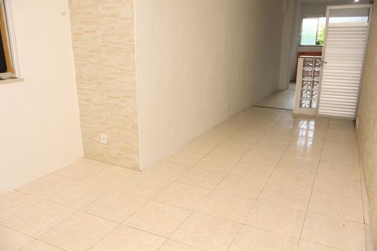 Sala de apartamento para alugar com 3 quartos, 135m² em Pernambués, Salvador