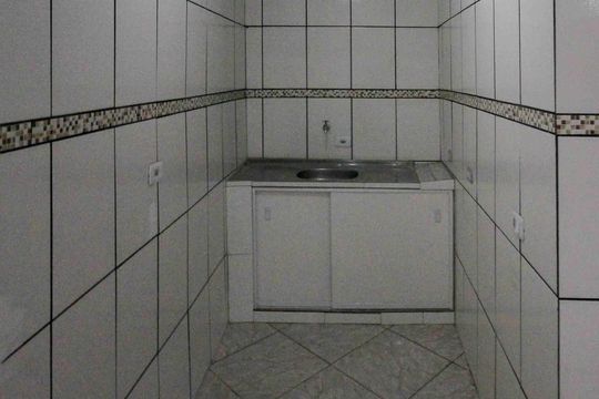 Cozinha de apartamento para alugar com 1 quarto, 30m² em Jardim Vera Cruz(zona Leste), São Paulo