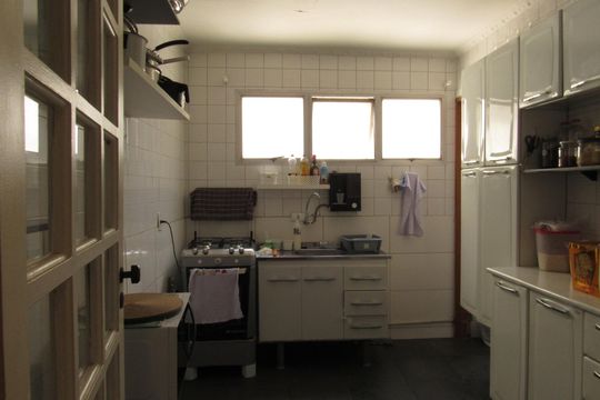 Cozinha de apartamento à venda com 3 quartos, 88m² em Piratininga, Osasco