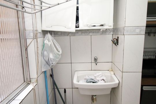 Área de Serviço de apartamento à venda com 2 quartos, 70m² em Vaz Lobo, Rio de Janeiro