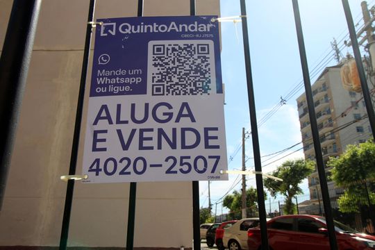 Placa de apartamento à venda com 2 quartos, 70m² em Vaz Lobo, Rio de Janeiro