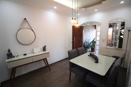 Casa à venda com 5 quartos, 186m² em Jk, Contagem