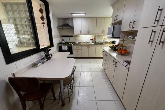 Cozinha de apartamento à venda com 5 quartos, 347m² em Recreio dos Bandeirantes, Rio de Janeiro