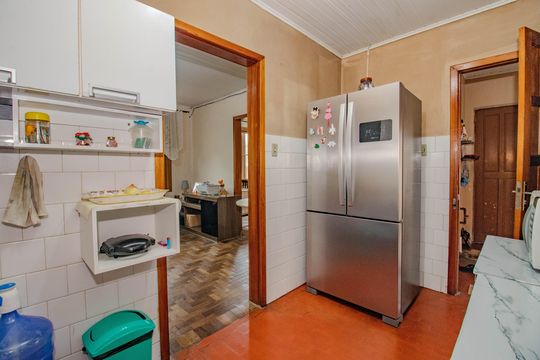 Cozinha de casa à venda com 3 quartos, 192m² em Sarandi, Porto Alegre