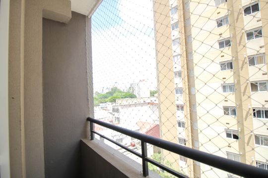Varanda de kitnet/studio à venda com 1 quarto, 27m² em Brás, São Paulo