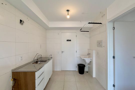 Cozinha  de apartamento à venda com 1 quarto, 26m² em Jardim Mirante, São Paulo