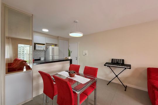 Sala  de apartamento para alugar com 2 quartos, 84m² em Santo Amaro, São Paulo