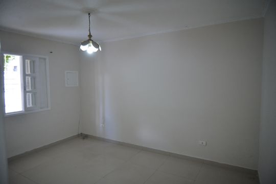 Casa à venda com 2 quartos, 251m² em Vila Helena, Santo André