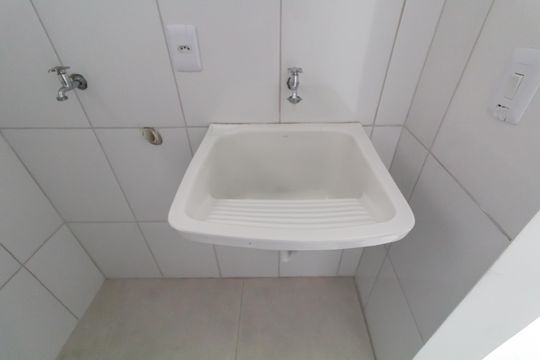 Área de Serviço de apartamento para alugar com 2 quartos, 45m² em Cidade Líder, São Paulo