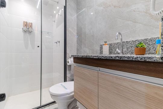 Banheiro de kitnet/studio à venda com 1 quarto, 24m² em Consolação, São Paulo