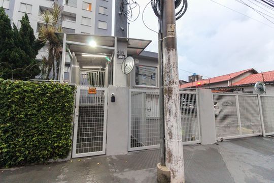 Fachada do Prédio de apartamento à venda com 2 quartos, 69m² em Vila Carmosina, São Paulo