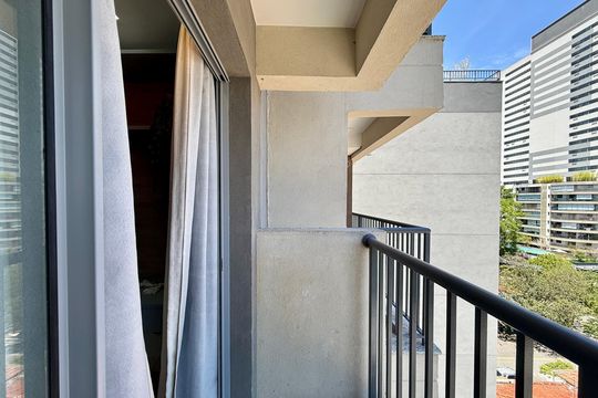 Sacada do Studio de kitnet/studio para alugar com 0 quarto, 24m² em Vila Cordeiro, São Paulo