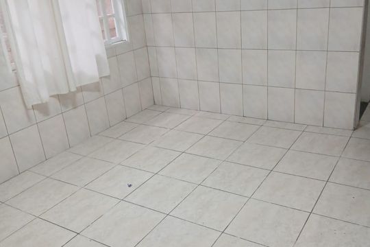 Cozinha de casa à venda com 6 quartos, 240m² em Vila Uniao (zona Leste), São Paulo