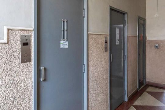 Área comum - Hall dos elevadores de apartamento à venda com 2 quartos, 65m² em Bonsucesso, Rio de Janeiro