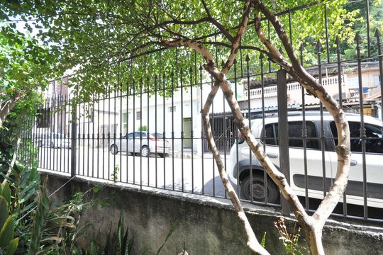 Vista da Suíte de casa à venda com 6 quartos, 297m² em Vila Paulistana, São Paulo