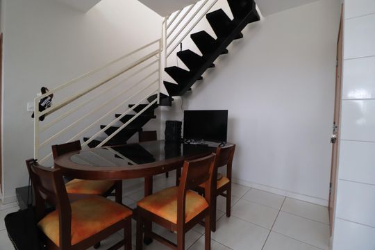 Sala de apartamento para alugar com 3 quartos, 123m² em Alto Umuarama, Uberlândia