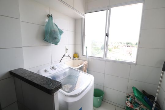 Cozinha e Área de Serviço de apartamento para alugar com 3 quartos, 123m² em Alto Umuarama, Uberlândia