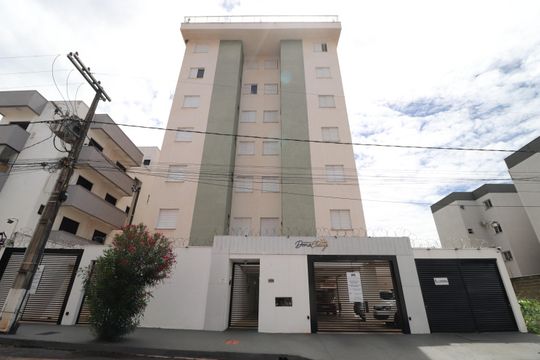 Fachada de apartamento para alugar com 3 quartos, 123m² em Alto Umuarama, Uberlândia