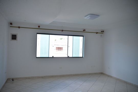 Sala de casa para alugar com 3 quartos, 274m² em Parque Novo Oratório, Santo André