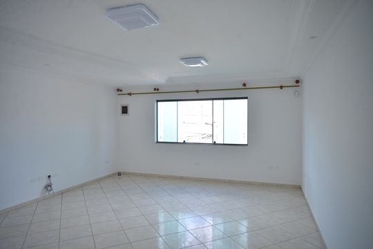Casa para alugar com 3 quartos, 274m² em Parque Novo Oratório, Santo André