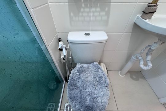 Banheiro Social de apartamento à venda com 2 quartos, 44m² em Vargem Grande, Rio de Janeiro