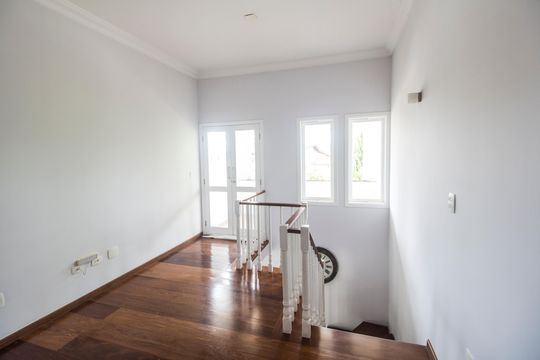 Sala  de casa de condomínio para alugar com 6 quartos, 650m² em Tamboré, Santana de Parnaíba