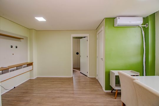 Sala de apartamento à venda com 1 quarto, 50m² em Sarandi, Porto Alegre